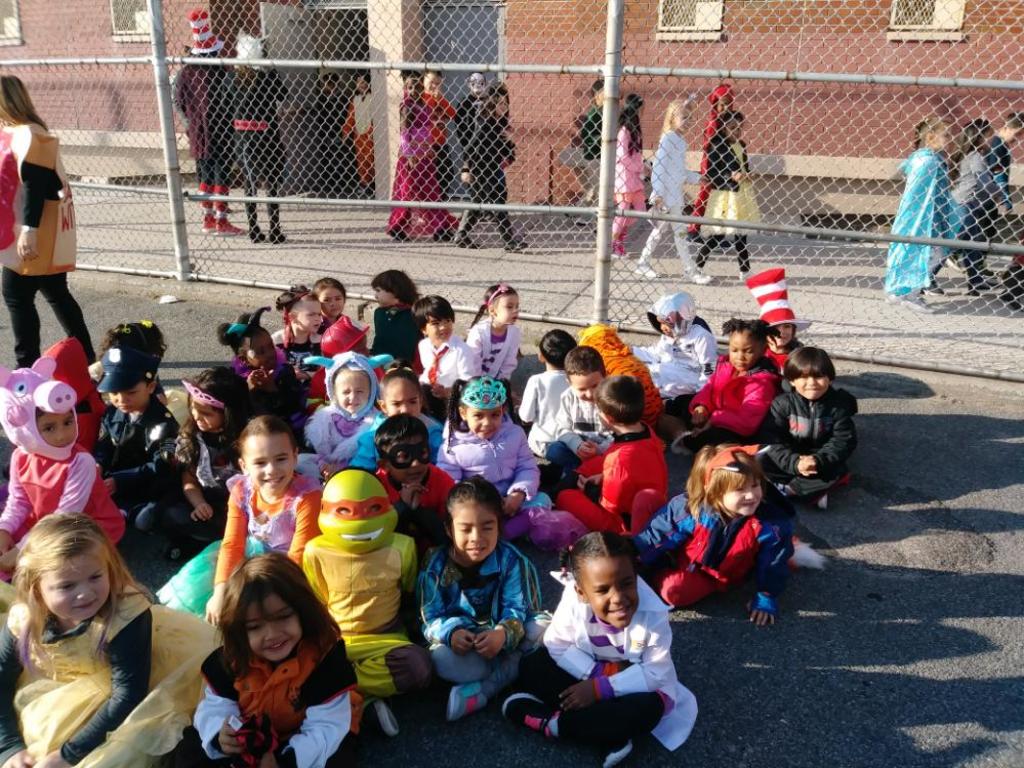 costumes